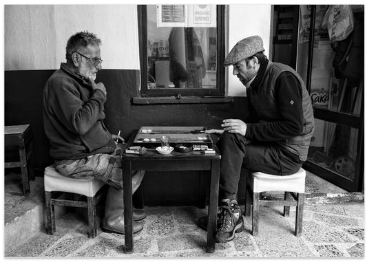 Cafe Backgammon Game