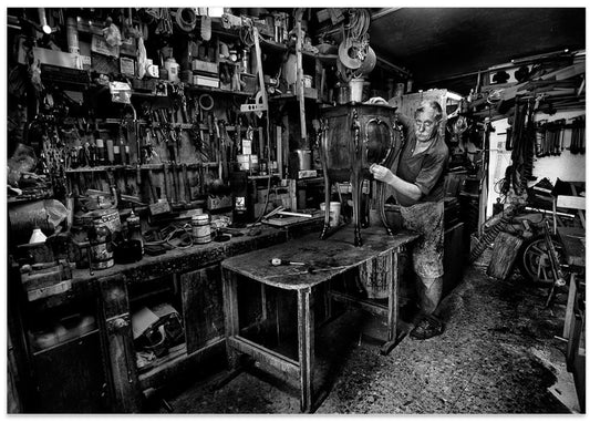 Master Woodworker's Workshop
