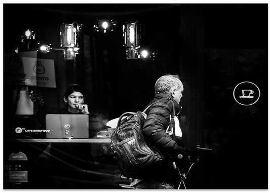 Urban Cafe Moment