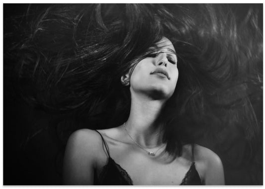 Dreaming Beauty Black White