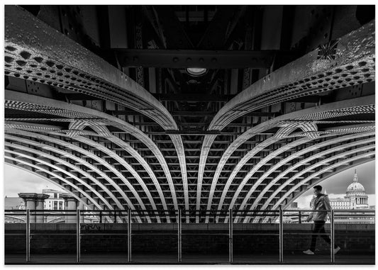 Monochrome London Bridge
